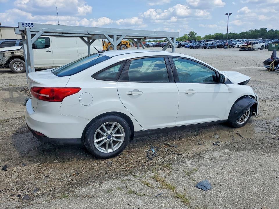 1FADP3F27HL267482 2017 FORD FOCUS photo no. 3