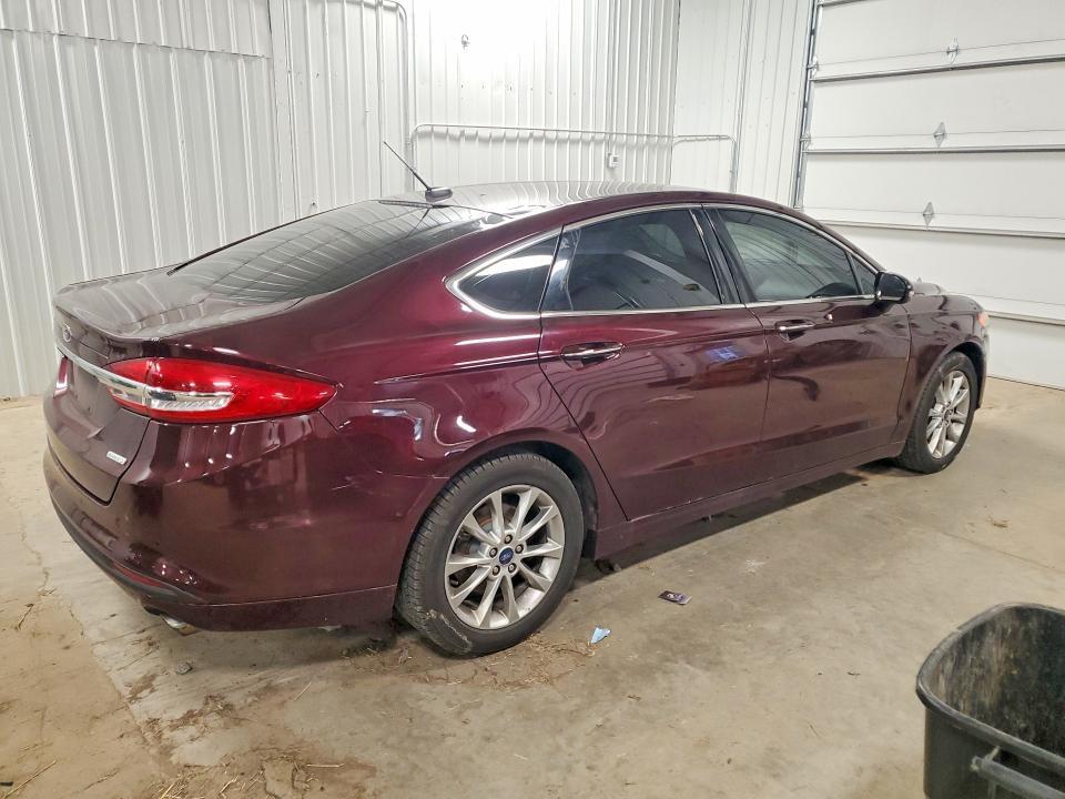 2017 FORD FUSION SE — Фото 3 из 12