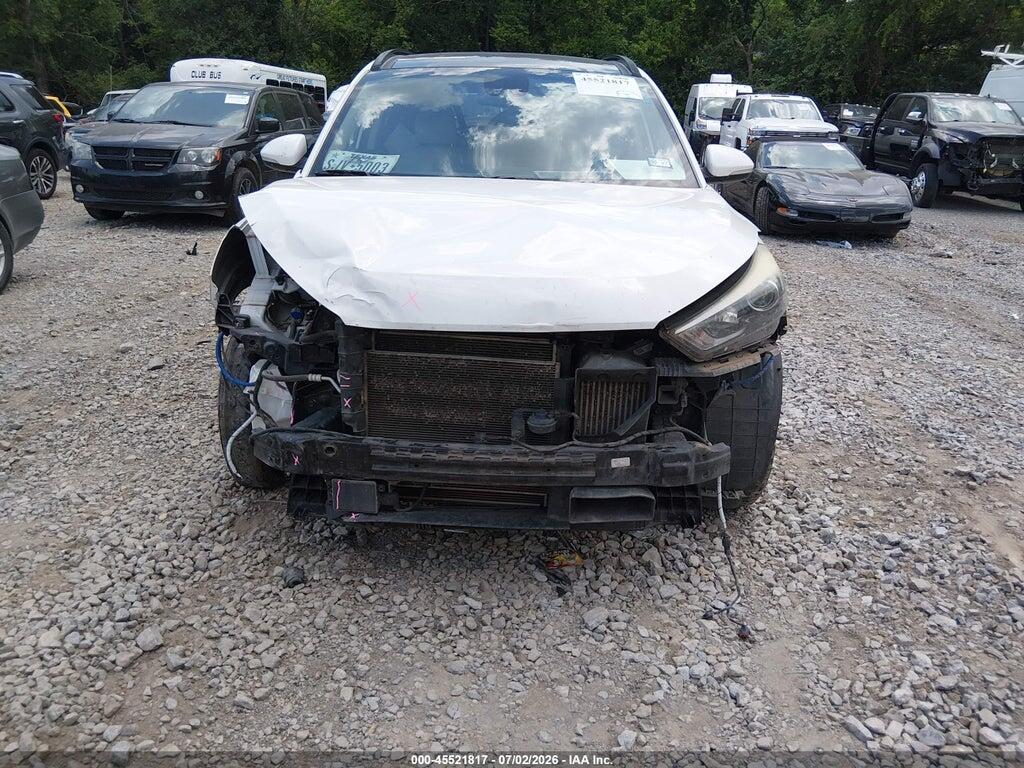 KM8J33A28HU423776 2017 HYUNDAI TUCSON photo no. 6