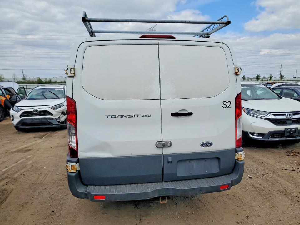 2017 FORD TRANSIT T-250 — Фото 6 из 12