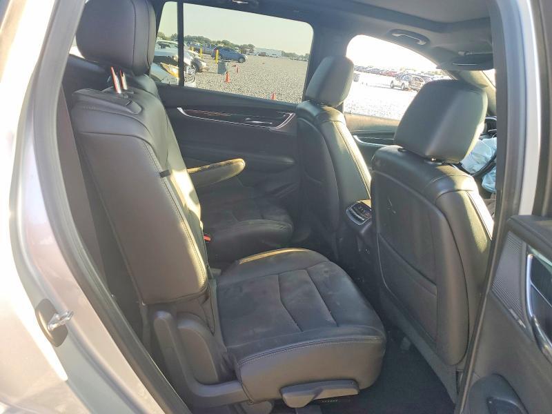 2020 CADILLAC XT6 PREMIUM LUXURY — Фото 10 из 12