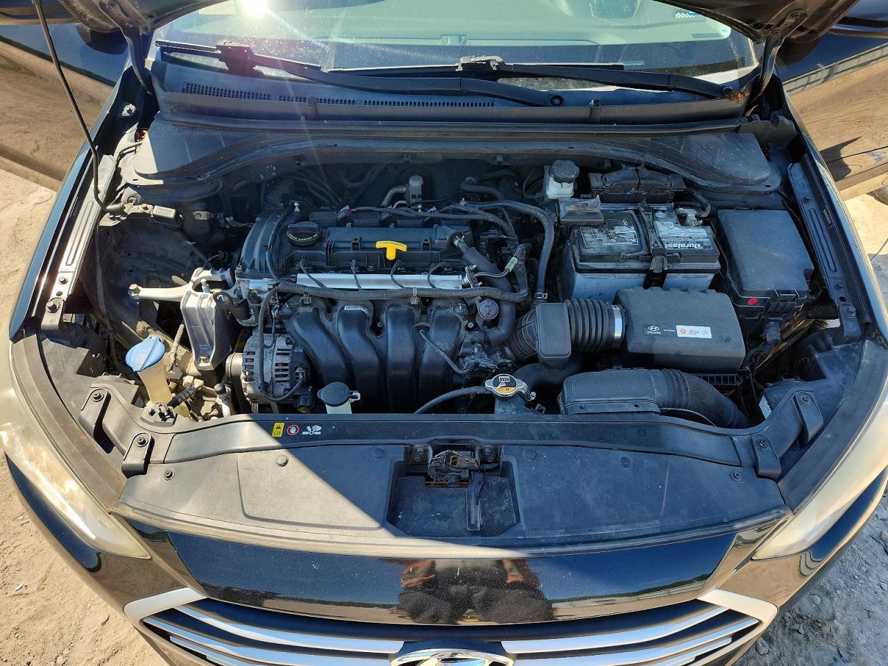2017 HYUNDAI ELANTRA SE — Фото 11 из 12