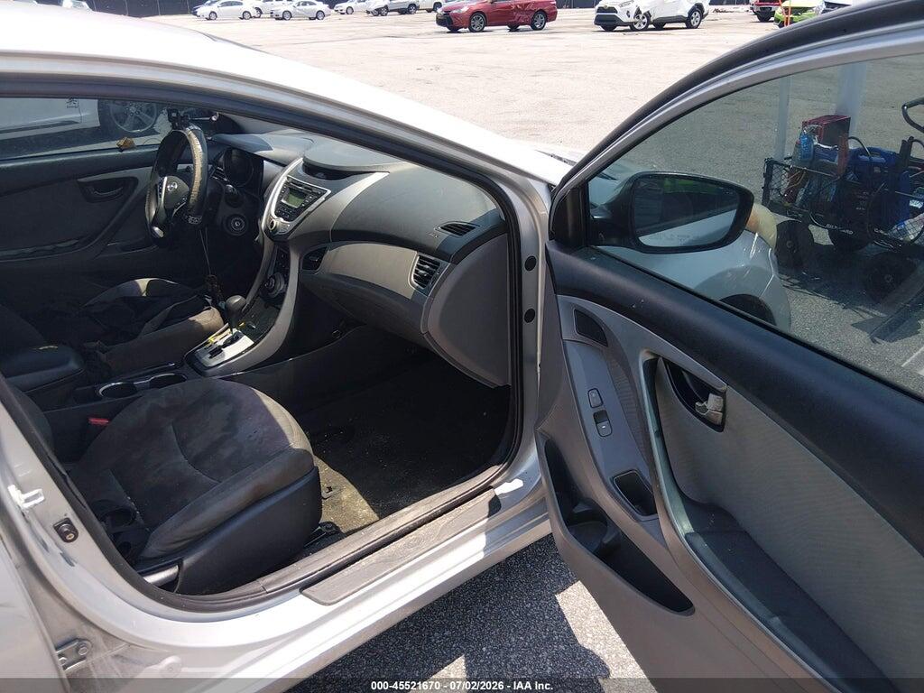 5NPDH4AE9CH079090 2012 HYUNDAI ELANTRA photo no. 5