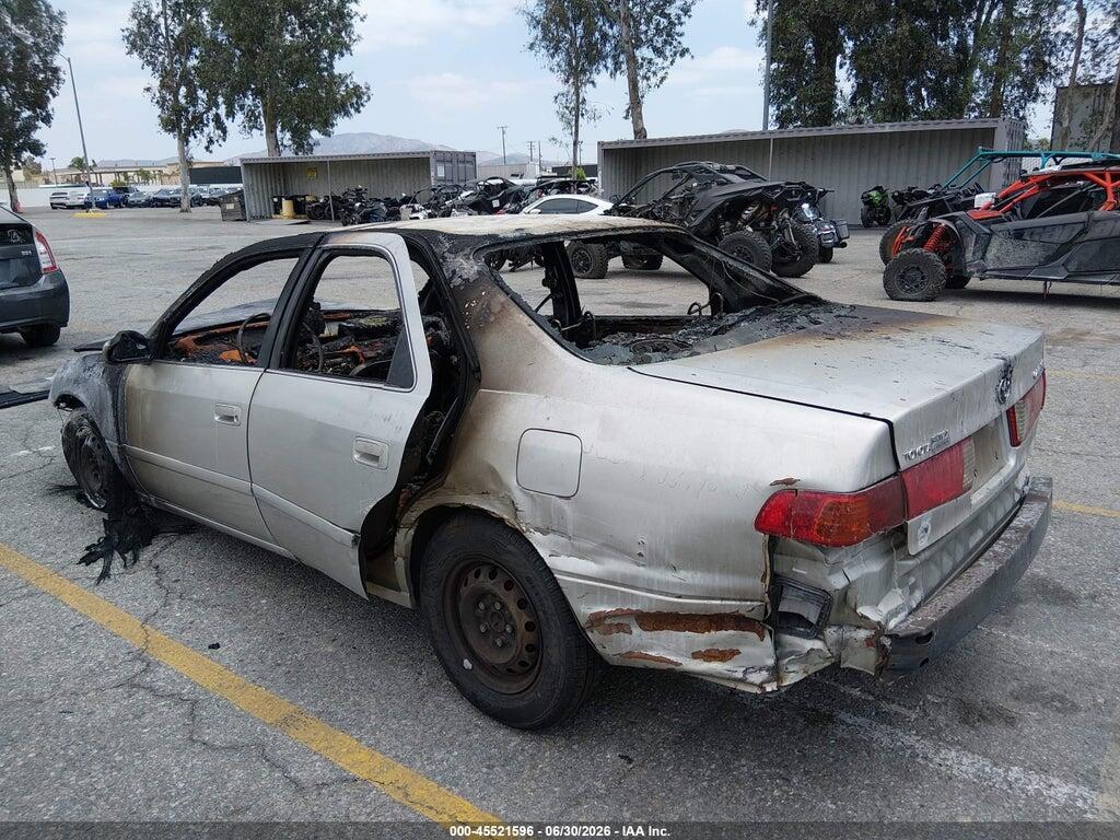 4T1BG22K0YU710434 2000 TOYOTA CAMRY photo no. 3