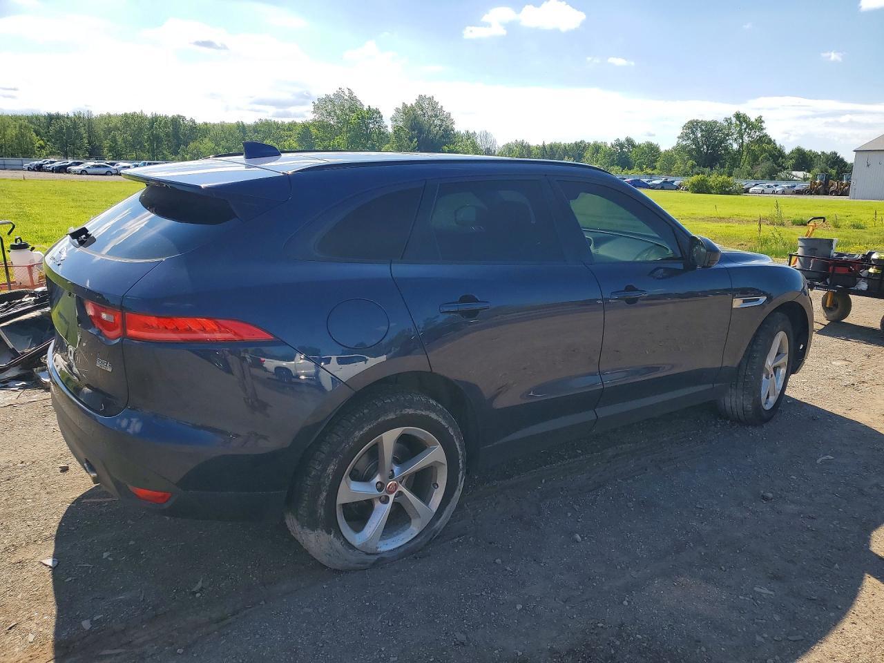 2017 JAGUAR F-PACE PREMIUM — Фото 3 из 13