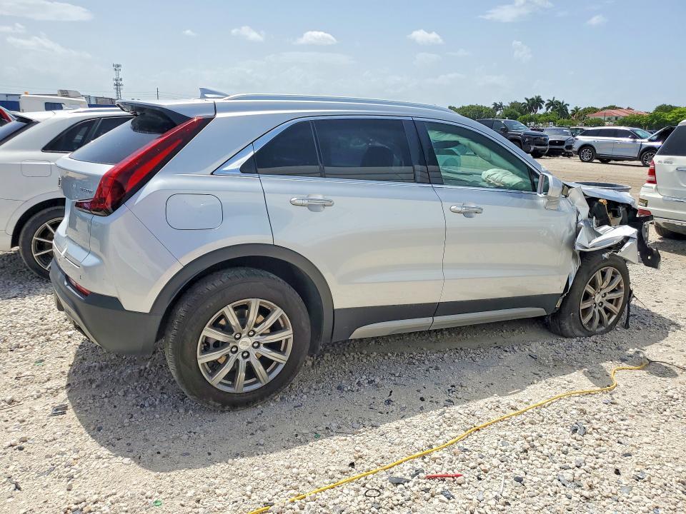 2020 CADILLAC XT4 PREMIUM LUXURY — Фото 3 из 12