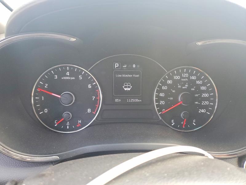 3KPFL4A81HE087147 2017 KIA FORTE photo no. 9