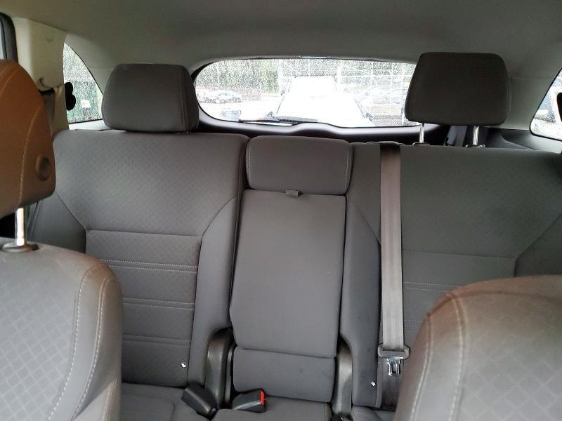 2017 KIA SORENTO LX V6 — Фото 10 из 13