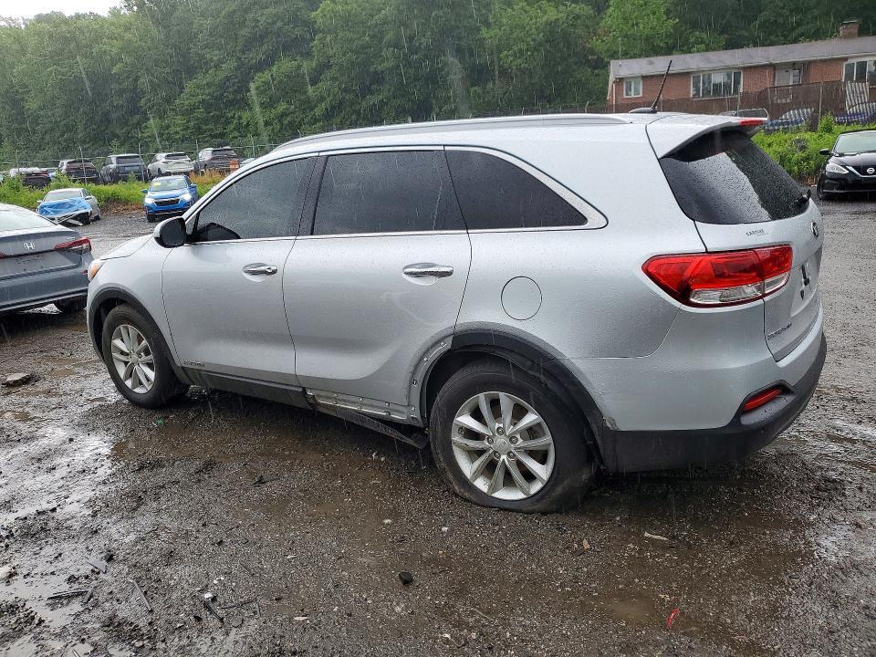 2017 KIA SORENTO LX V6 — Фото 2 из 13