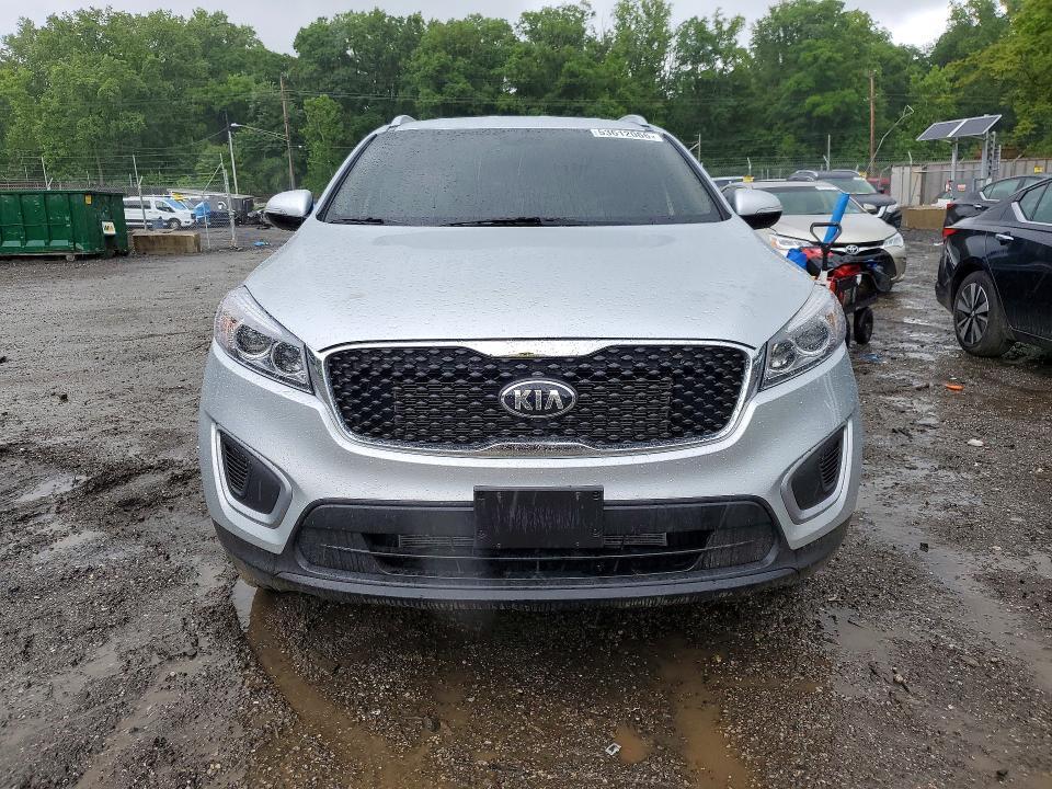 2017 KIA SORENTO LX V6 — Фото 5 из 13