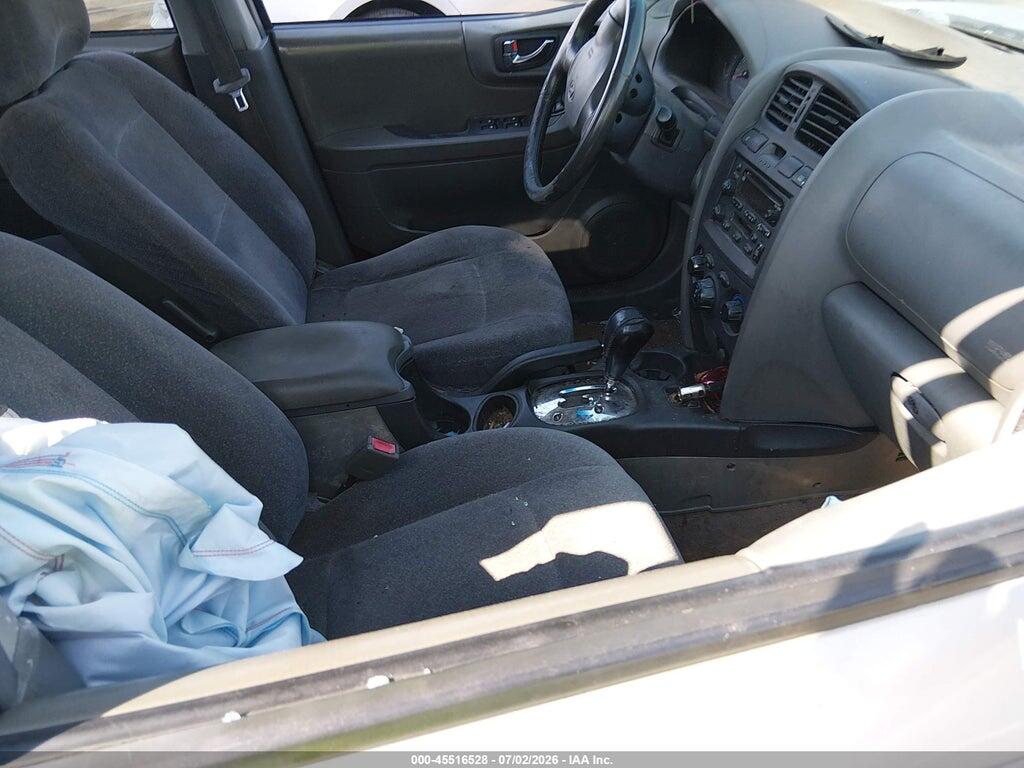 KM8SC13D54U817172 2004 HYUNDAI SANTA FE photo no. 5