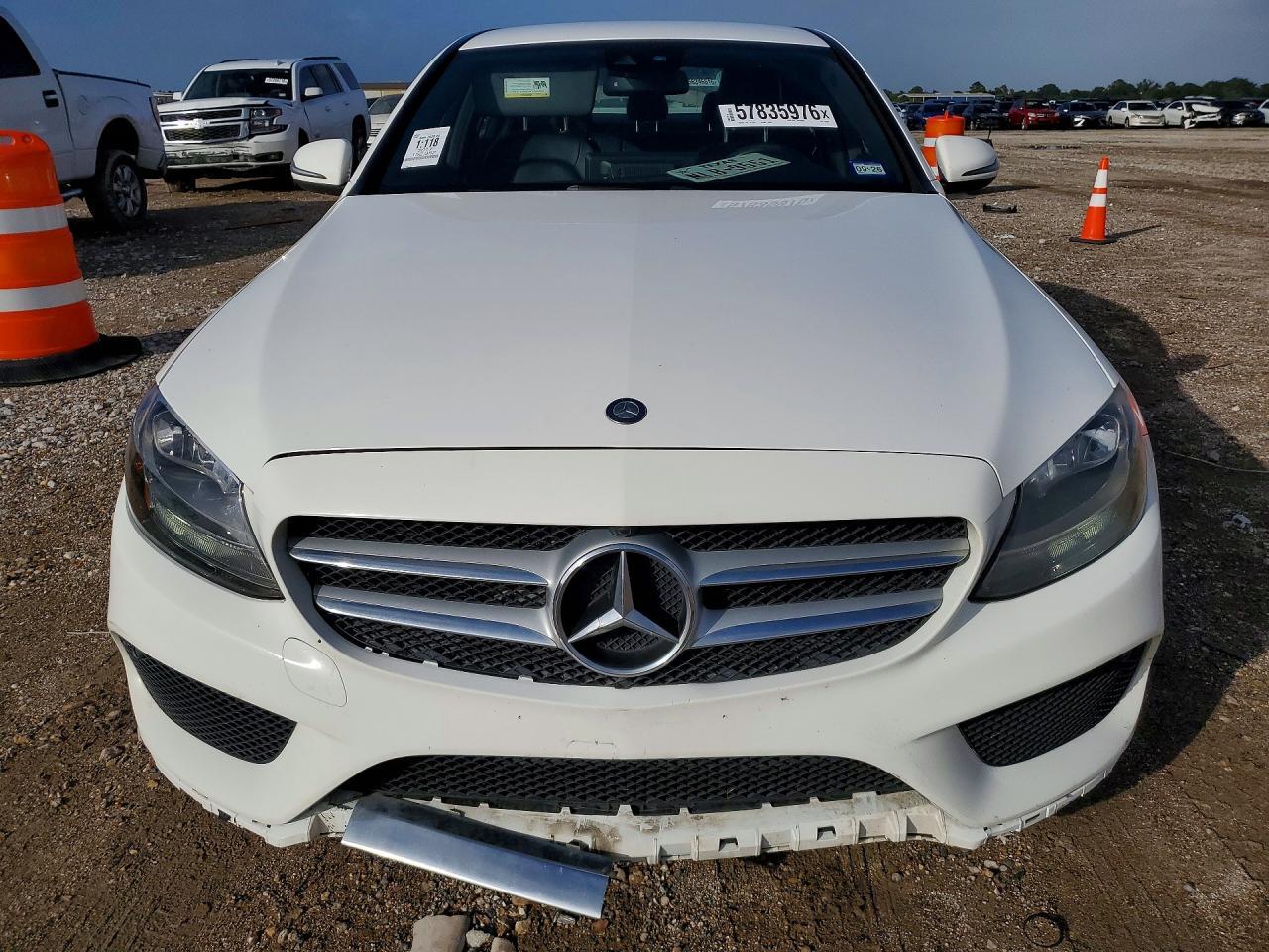 2017 MERCEDES-BENZ C 300 — Фото 5 из 12