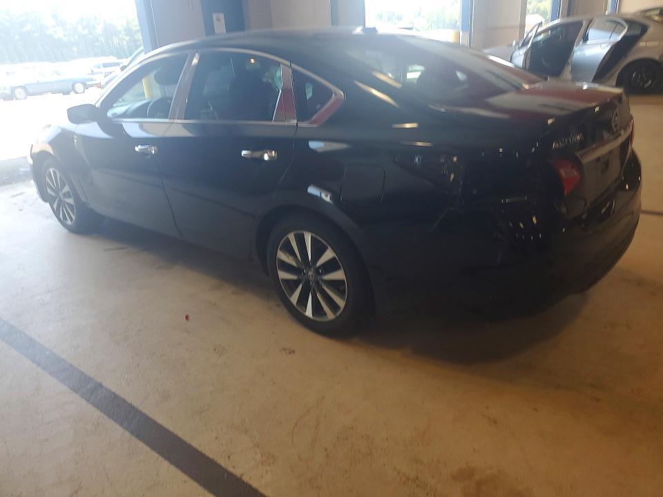 2017 NISSAN ALTIMA 2.5 SV — Фото 2 из 12