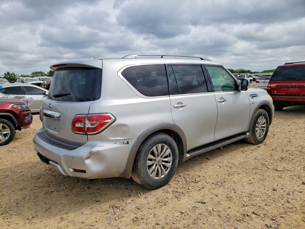 2017 NISSAN ARMADA SV — Фото 3 из 13