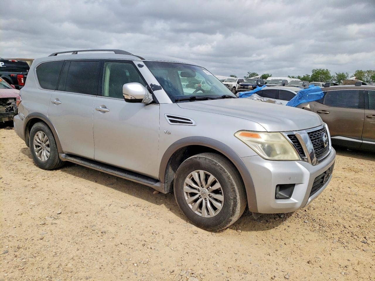 2017 NISSAN ARMADA SV — Фото 4 из 13