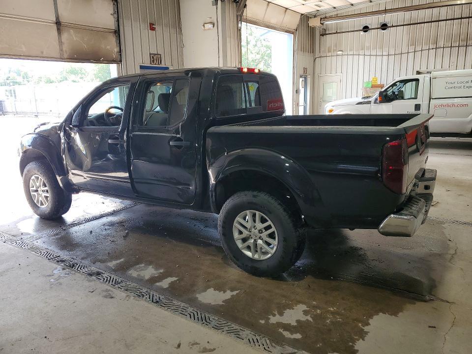 2017 NISSAN FRONTIER SV — Фото 2 из 12