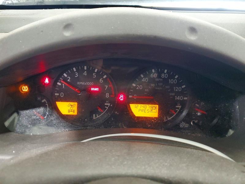 2017 NISSAN FRONTIER SV — Фото 9 из 12