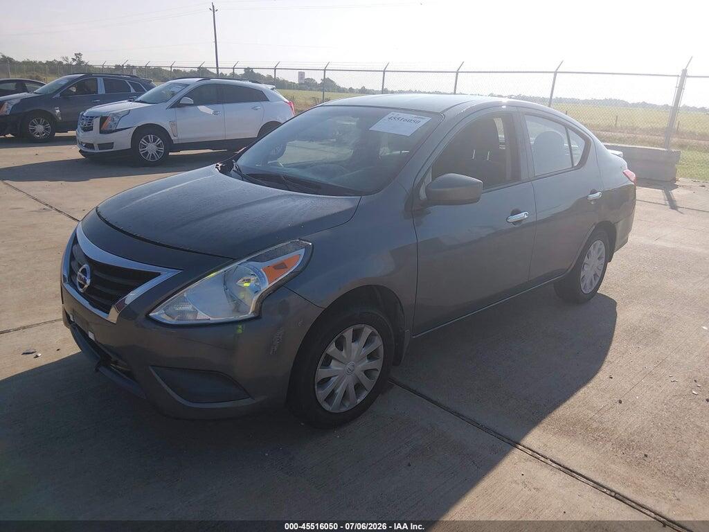 3N1CN7AP3HL833005 2017 NISSAN VERSA photo no. 2