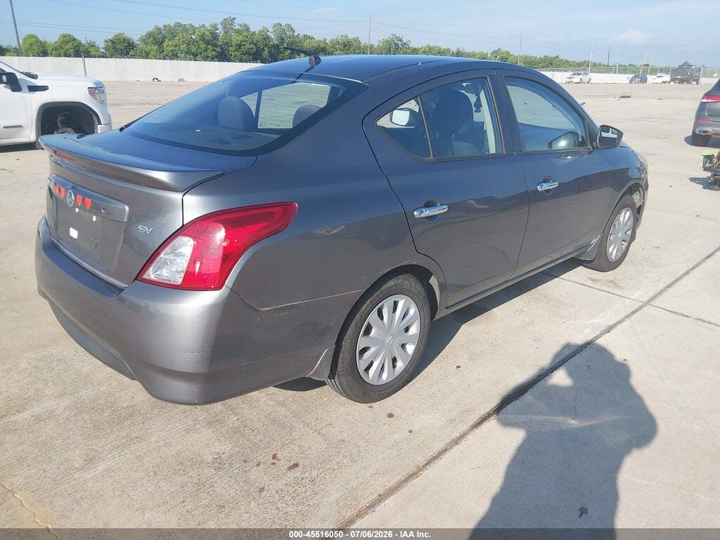 3N1CN7AP3HL833005 2017 NISSAN VERSA photo no. 4