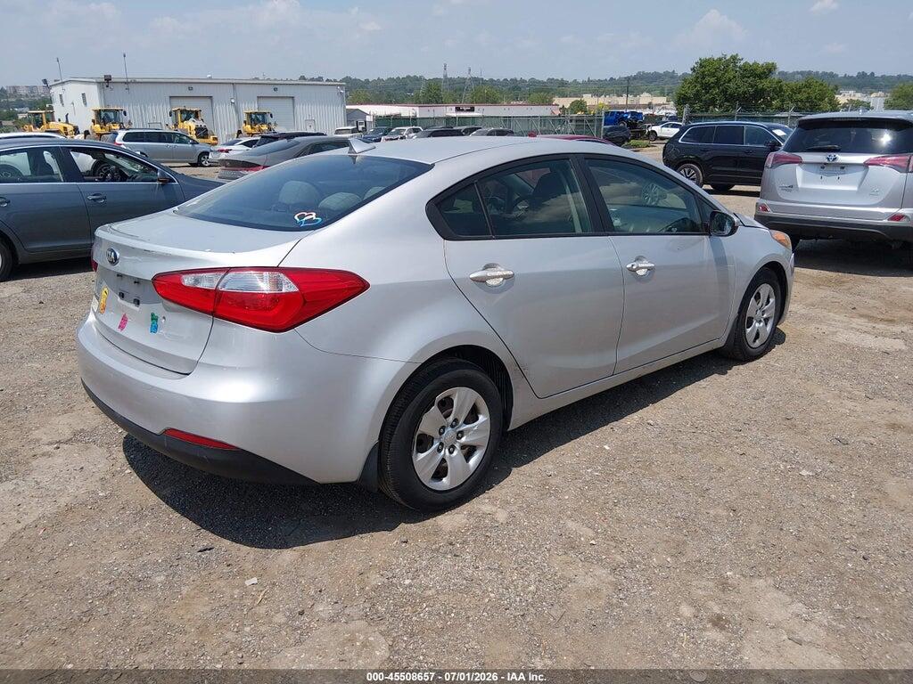 KNAFK4A63F5433660 2015 KIA FORTE photo no. 4