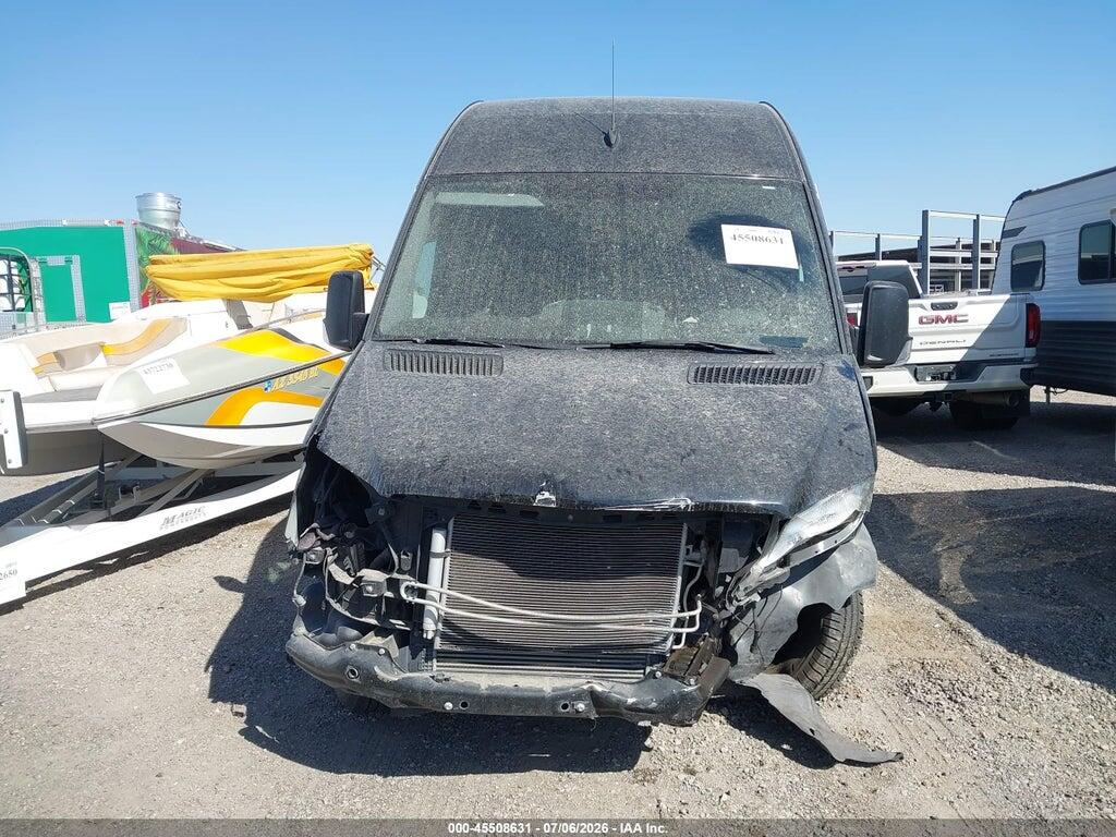 WDAPF1CD9GP262640 2016 MERCEDES-BENZ SPRINTER 3500 photo no. 12