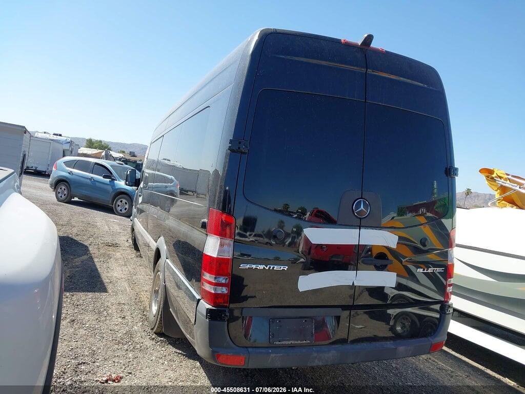 WDAPF1CD9GP262640 2016 MERCEDES-BENZ SPRINTER 3500 photo no. 3