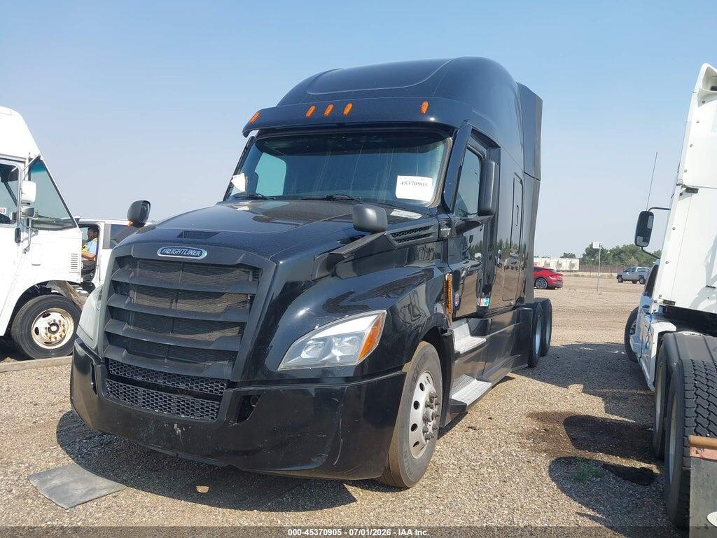 3AKJHHFG7RSUR4592 2024 FREIGHTLINER NEW CASCADIA 126 photo no. 2