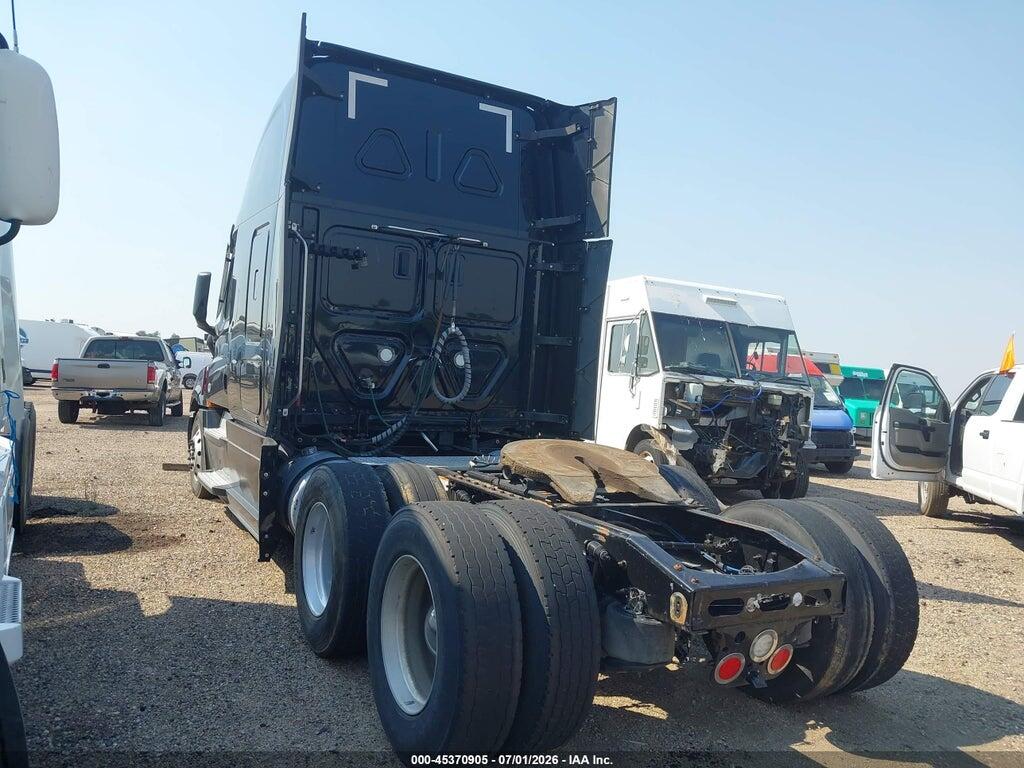 3AKJHHFG7RSUR4592 2024 FREIGHTLINER NEW CASCADIA 126 photo no. 3