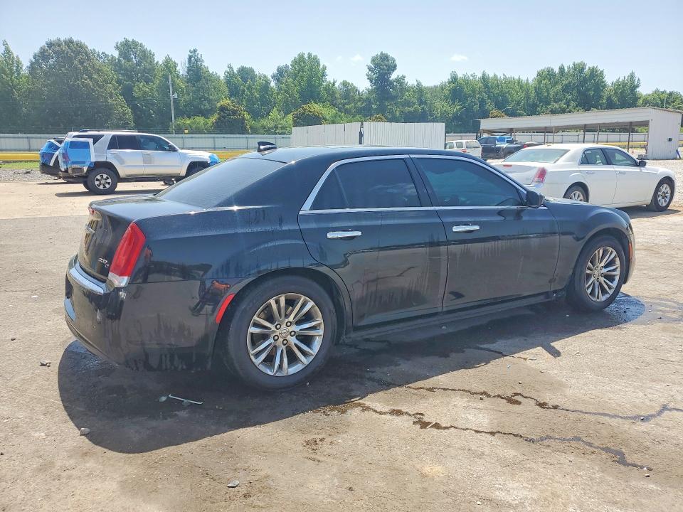 2016 CHRYSLER 300C — Фото 3 из 12