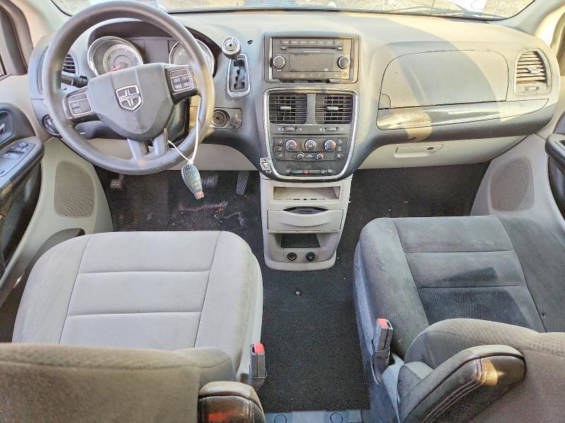 2016 DODGE GRAND CARAVAN SE — Фото 8 из 12