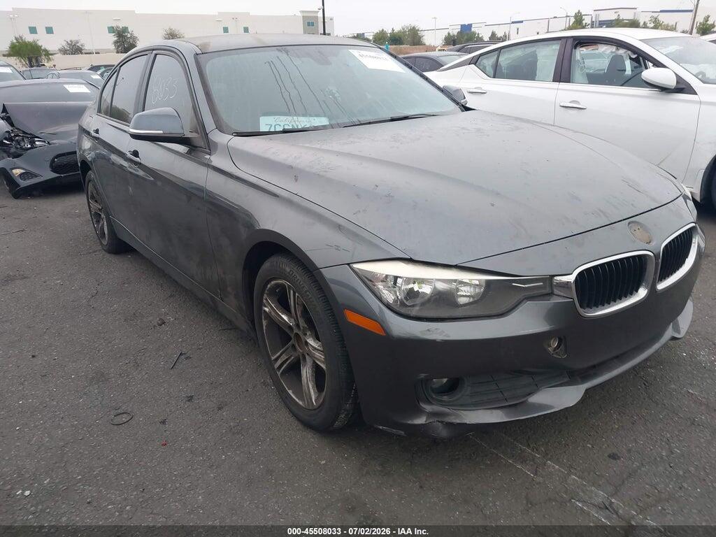 WBA3B1C52DF462662 2013 BMW 320I photo no. 1
