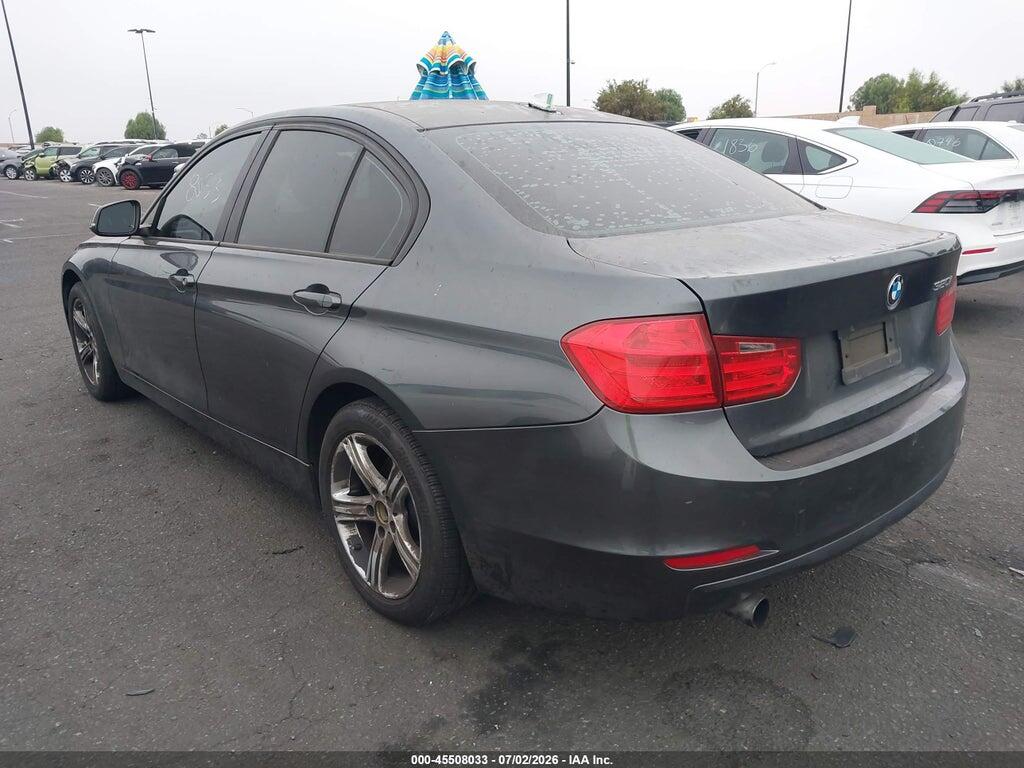WBA3B1C52DF462662 2013 BMW 320I photo no. 3