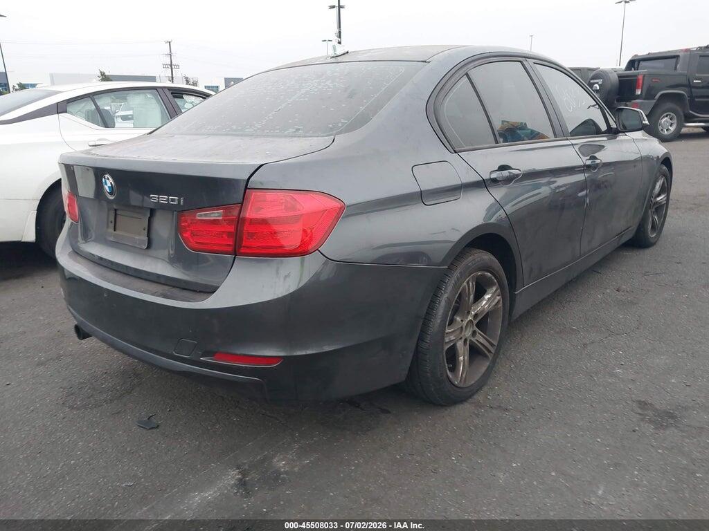 WBA3B1C52DF462662 2013 BMW 320I photo no. 4