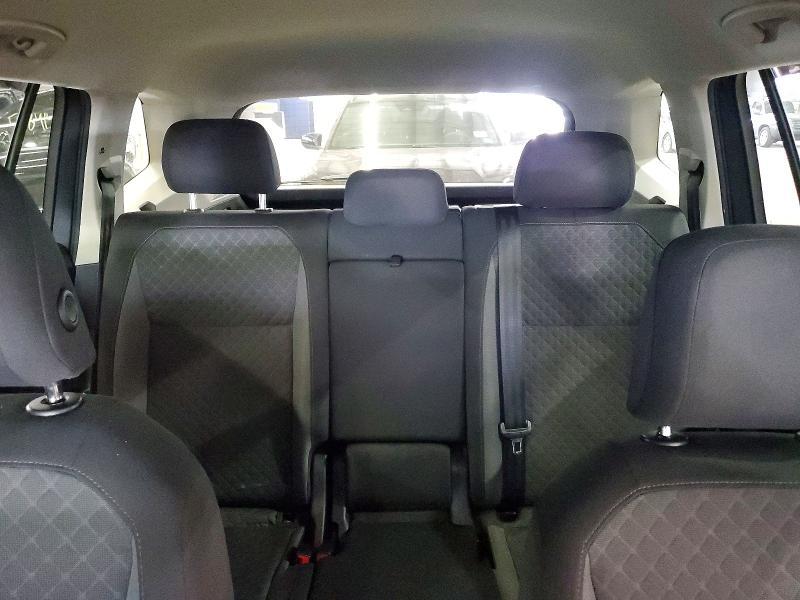 3VV0B7AX3KM188268 2019 VOLKSWAGEN TIGUAN photo no. 10