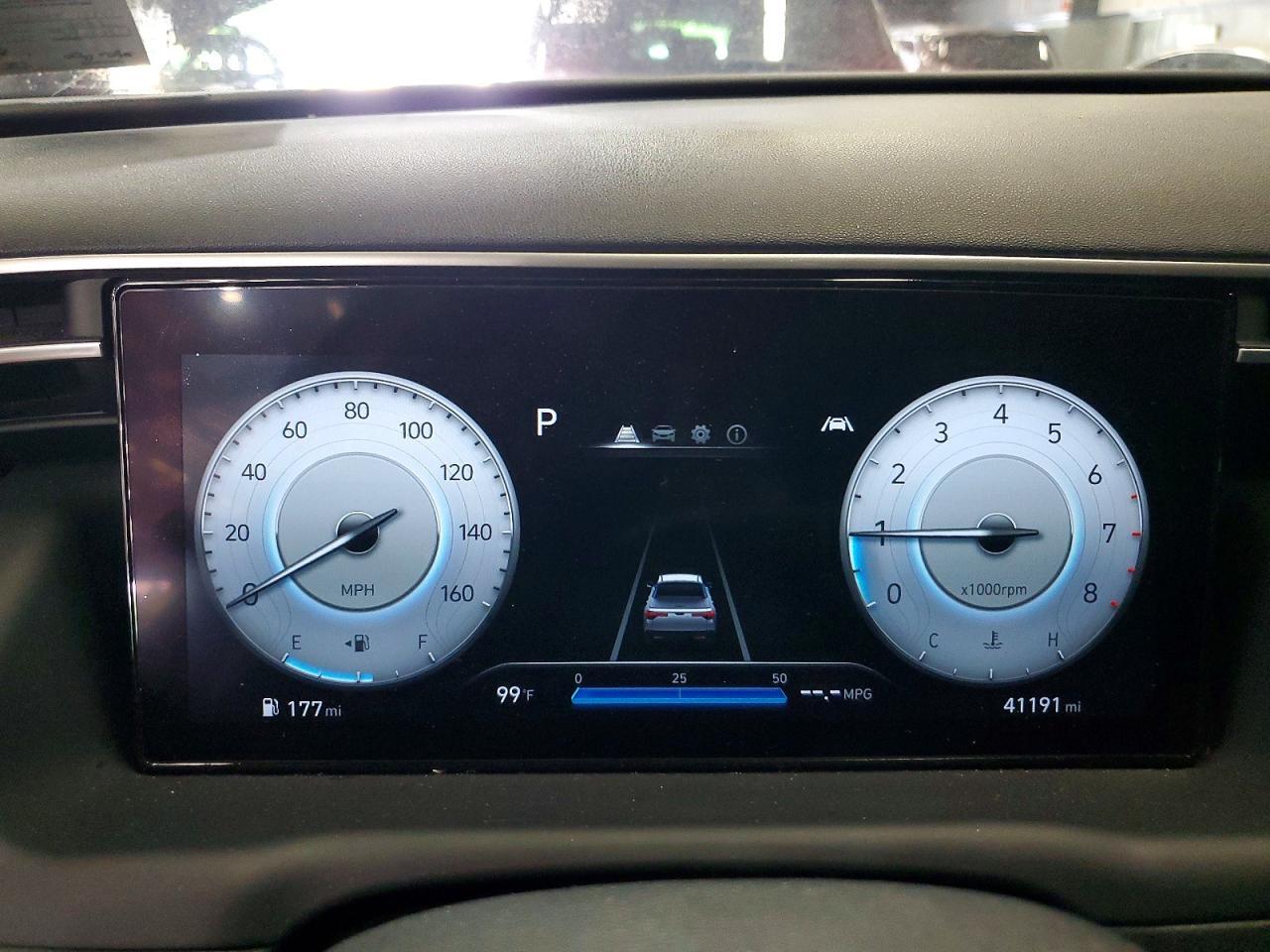 2022 HYUNDAI SANTA CRUZ SEL PREMIUM — Фото 9 из 12