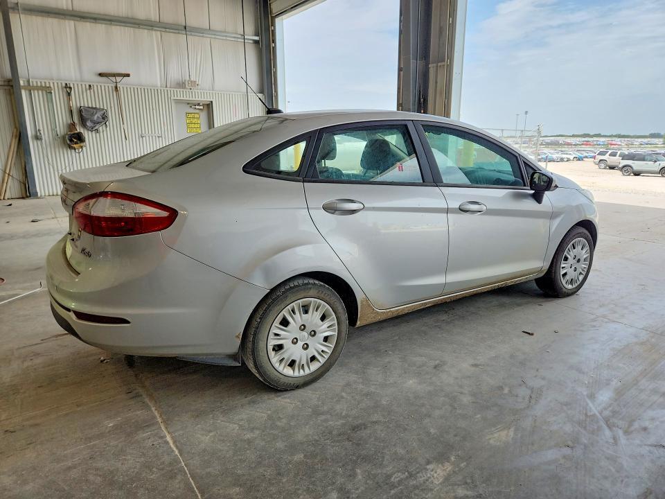 2016 FORD FIESTA S — Фото 3 из 12