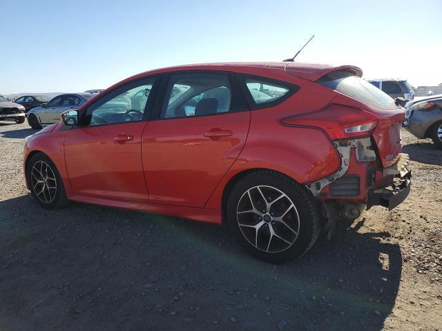 1FADP3K26GL376391 2016 FORD FOCUS photo no. 2