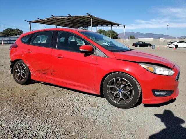 1FADP3K26GL376391 2016 FORD FOCUS photo no. 4