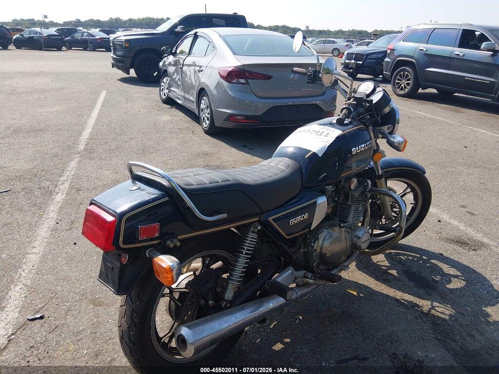JS1GS72G7C2101602 1982 SUZUKI GS850 photo no. 4