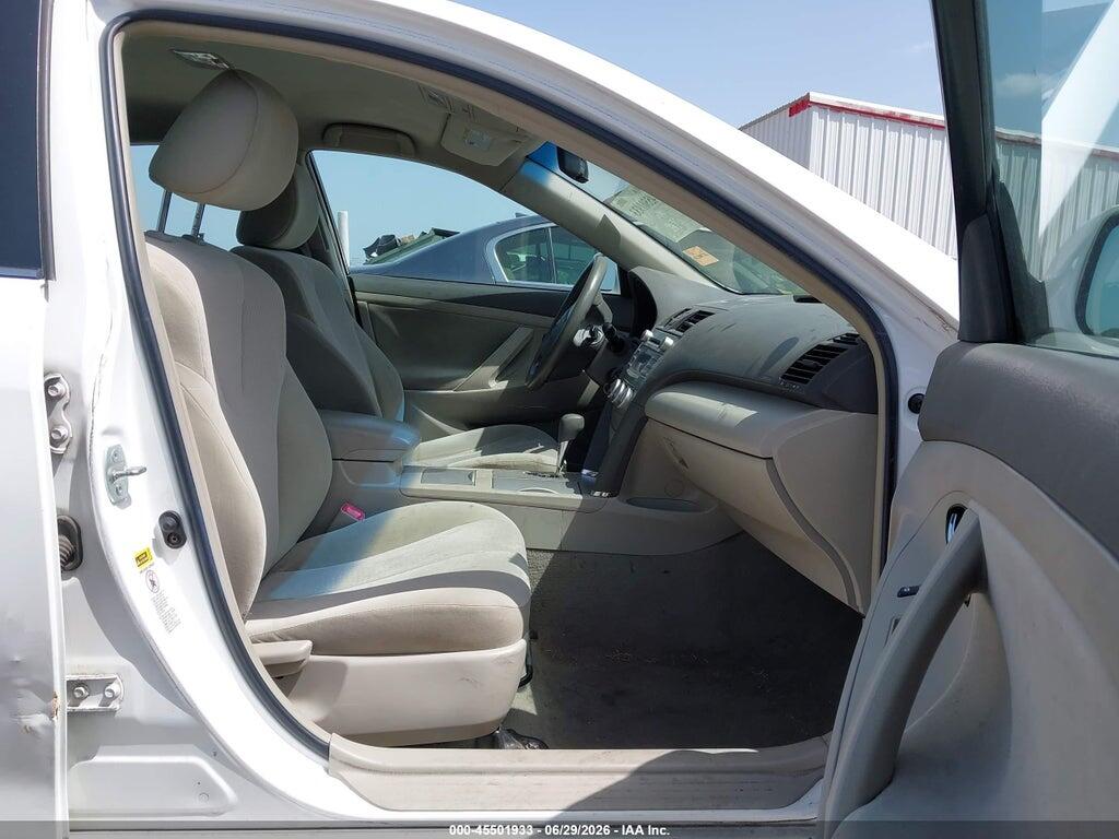 4T1BF3EKXBU770958 2011 TOYOTA CAMRY photo no. 5