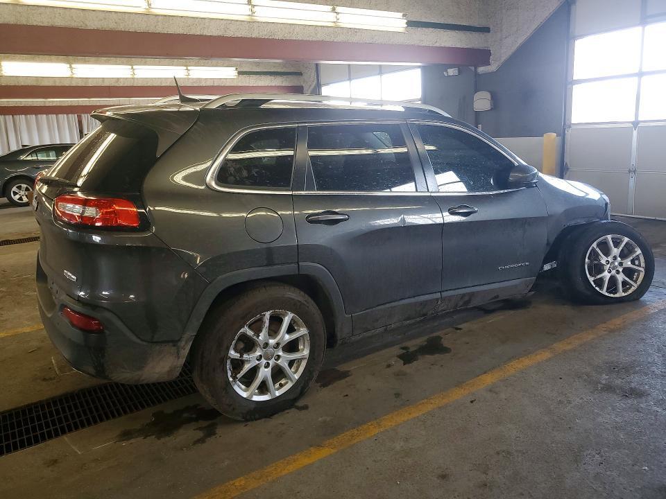 1C4PJMCS1GW166521 2016 JEEP CHEROKEE photo no. 3