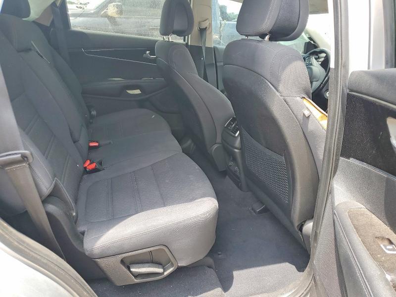 5XYPG4A36GG013270 2016 KIA SORENTO photo no. 11