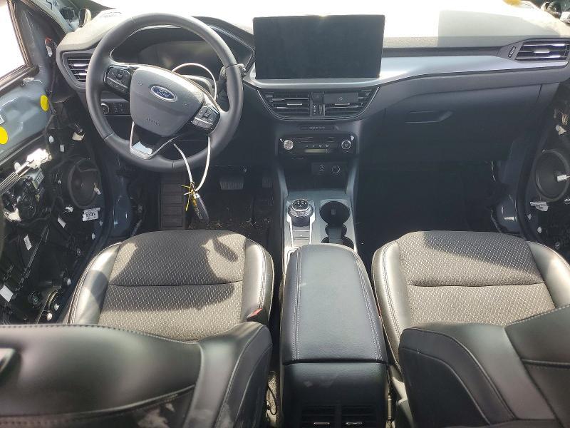 2025 FORD ESCAPE — Фото 8 из 13