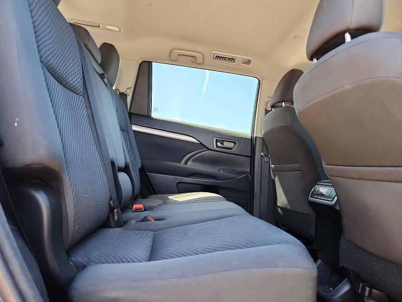 5TDBKRFH2GS324434 2016 TOYOTA HIGHLANDER photo no. 11