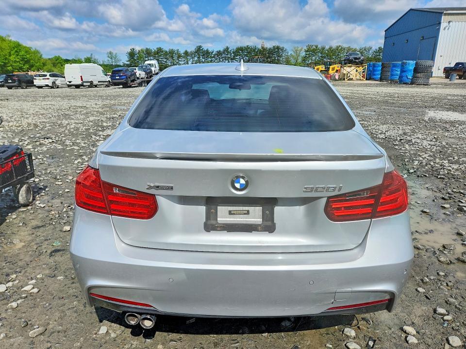 2015 BMW 328 XI — Фото 6 из 12