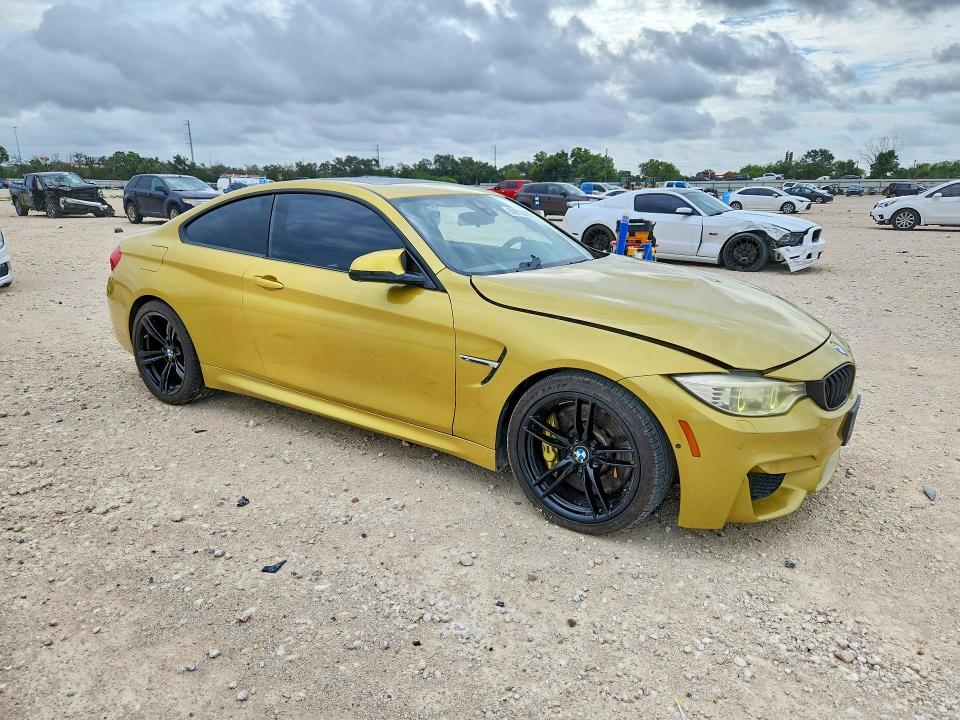 2015 BMW M4 — Фото 4 из 12