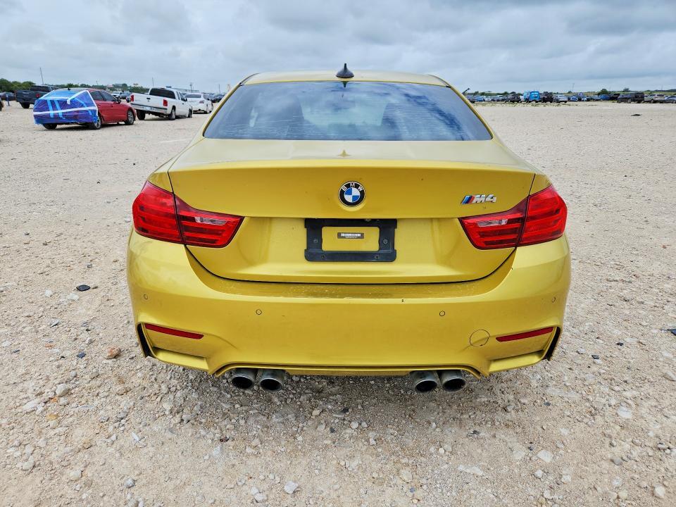 2015 BMW M4 — Фото 6 из 12