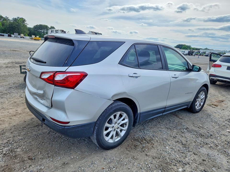 2020 CHEVROLET EQUINOX LS — Фото 3 из 13