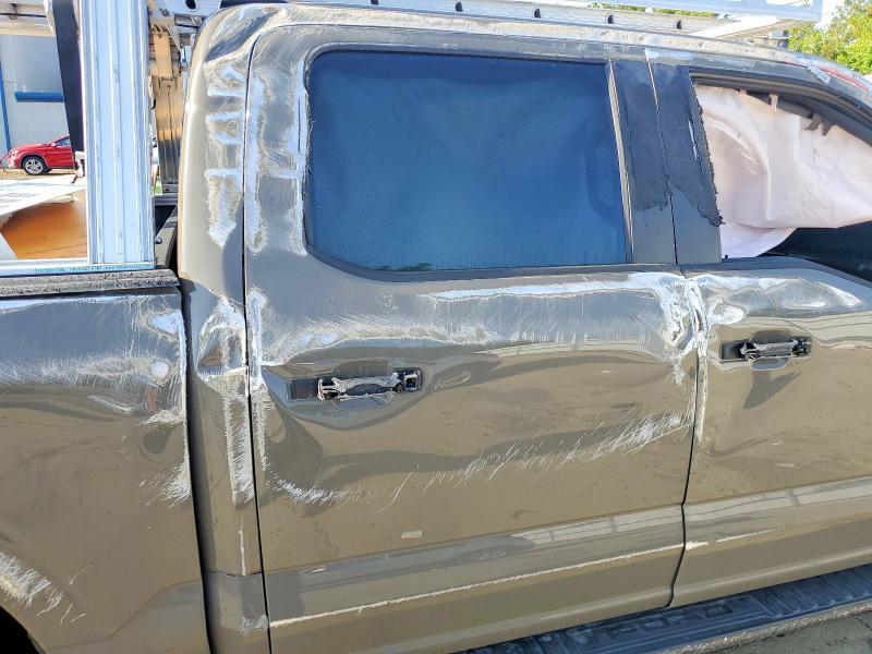 2025 FORD F150 STX — Фото 10 из 12