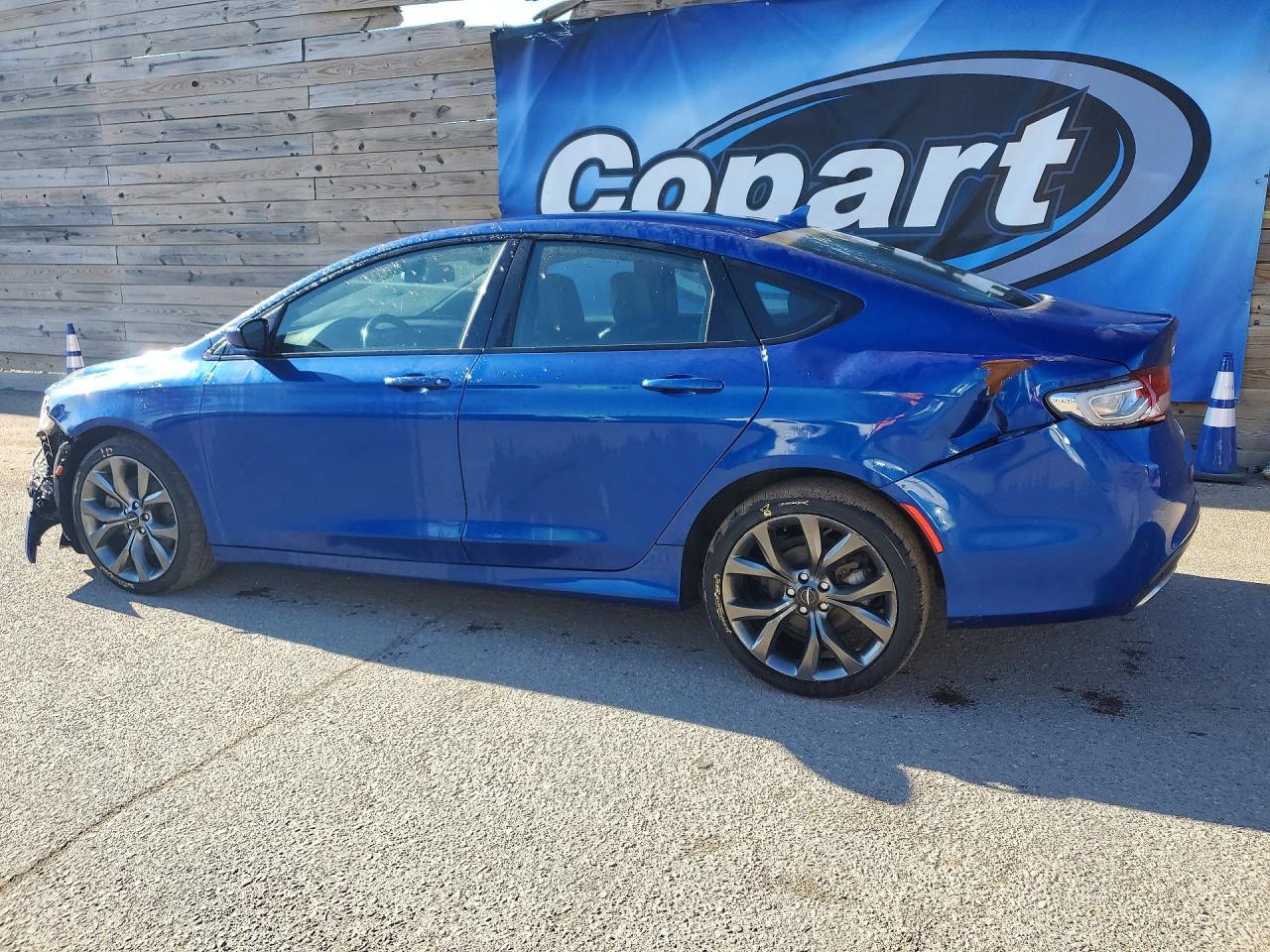1C3CCCDG3FN598078 2015 CHRYSLER 200 photo no. 2